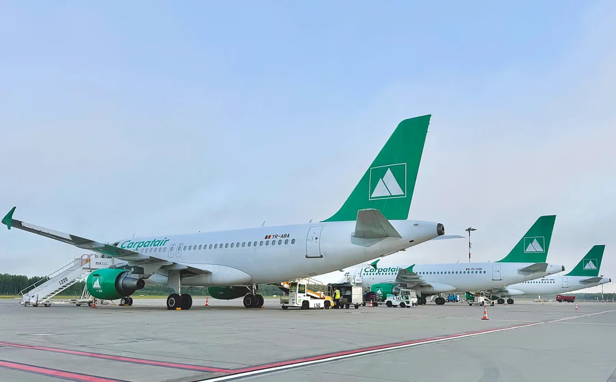 Carpatair YR-ABA | YR-ABB | YR-ABC - Airbus A319-111 | Airbus A319-112 | Airbus A320-214