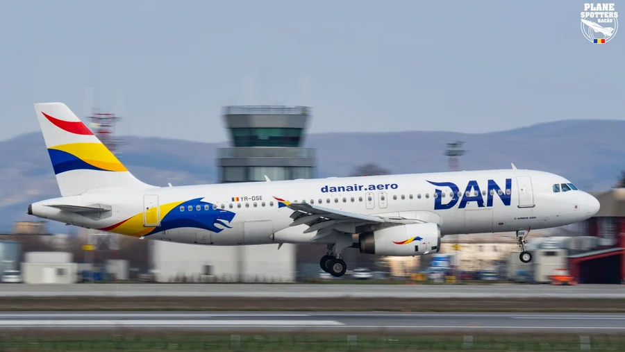 DAN AIR YR-DSE - Airbus A320-232