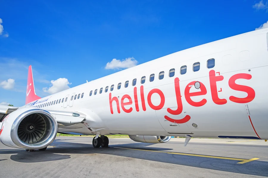 HelloJets YR-HLC - Boeing 737-800NG