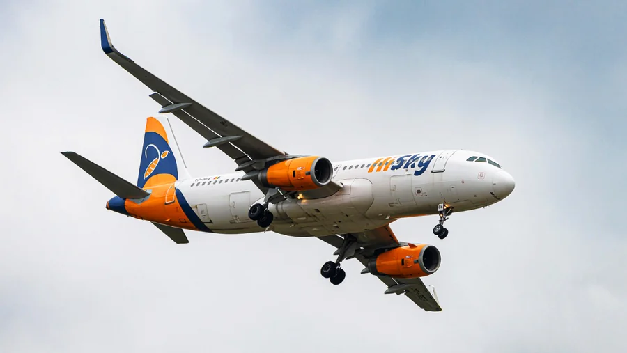 HiSky YR-BEE - Airbus A320-232