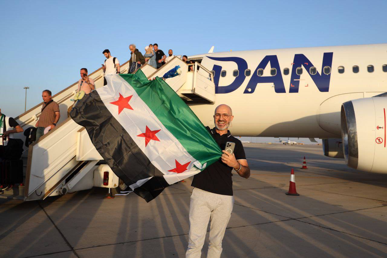 Singura companie din Uniunea Europeană care zboară regulat spre Damasc este românească: DAN AIR