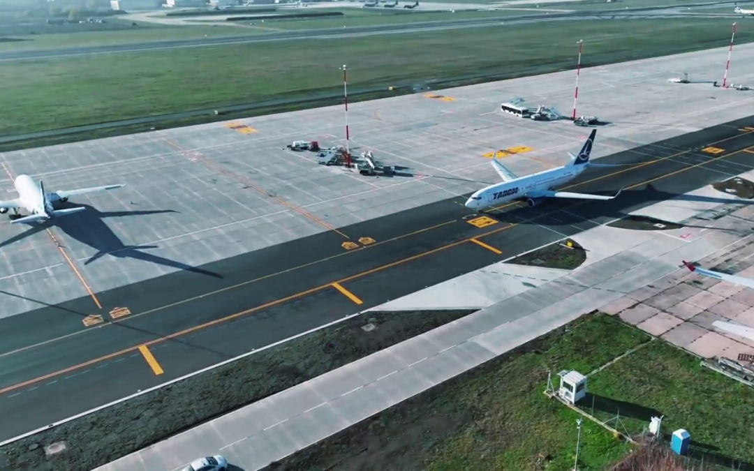 Aeroportul Internațional „Henri Coandă” București, în transformare: prima modernizare finalizată, pasaj rutier în pregătire și cea mai mare investiție din istoria aeroportului